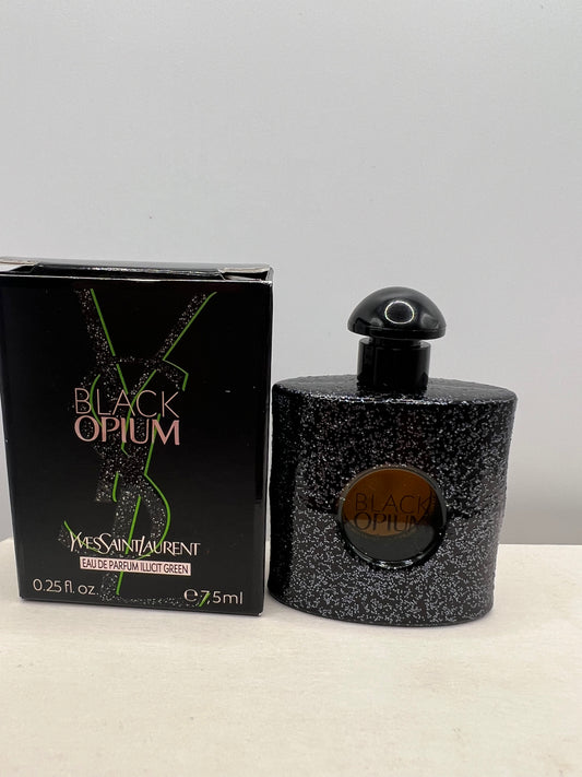 Miniature black opium